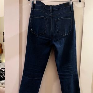 CINDY CROP - AEGEAN DISTRESSED TUNED HEM 26